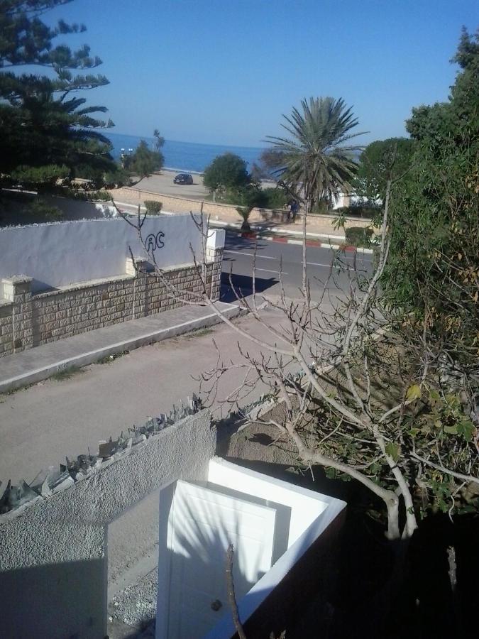 Duplex Pied Dans L'Eau Avec Magnifique Vue Sur Mer โมนาสตีร์ ภายนอก รูปภาพ
